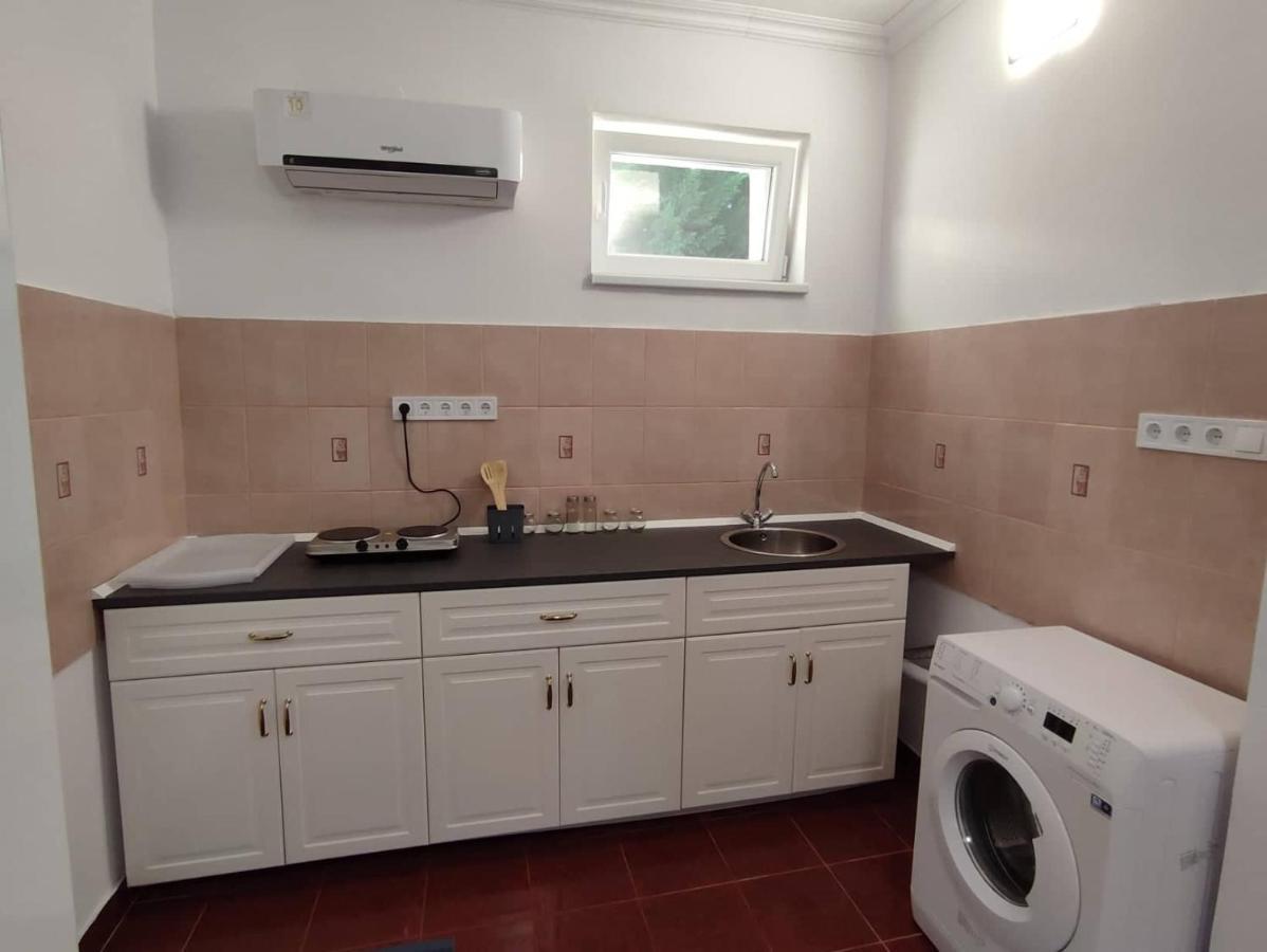 Rakos-Patak Family House Hotel Budapest Bagian luar foto