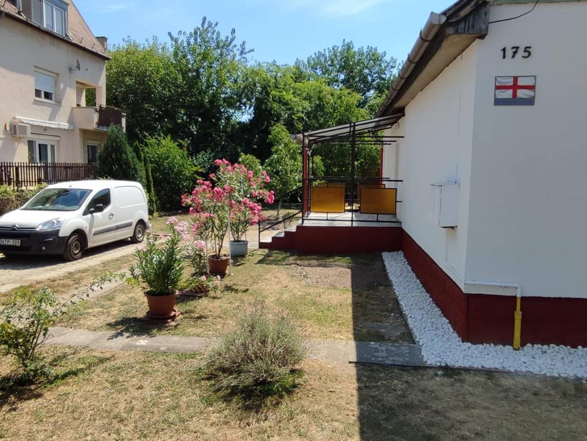 Rakos-Patak Family House Hotel Budapest Bagian luar foto