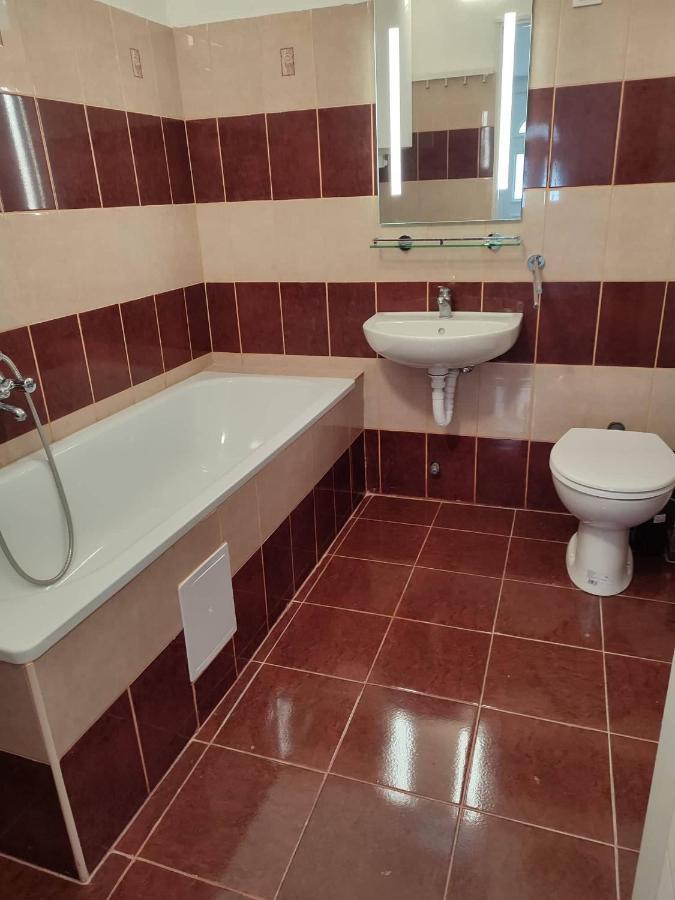 Rakos-Patak Family House Hotel Budapest Bagian luar foto